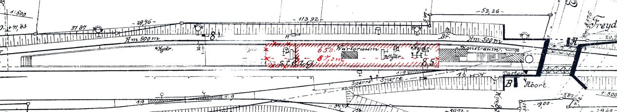 Der Zustand des Haltepunktes Eichbornstraße 1909. Rot eingezeichnet das zu errichtende Bahnsteigdach. Aus dem Plan geht das Datum nicht hervor. Slg Lars Molzberger